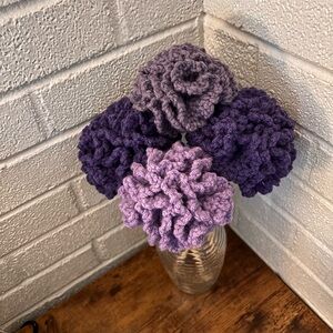Handmade Crochet Carnations- set of 4